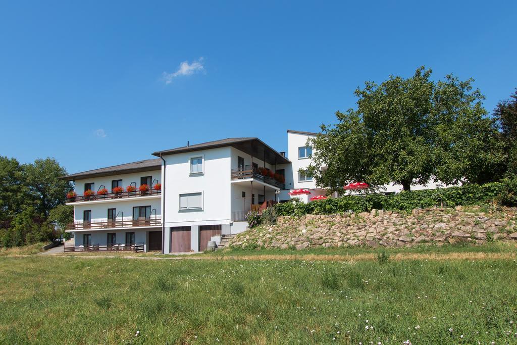 Gasthof-Pension Wein ブライテンブルン エクステリア 写真